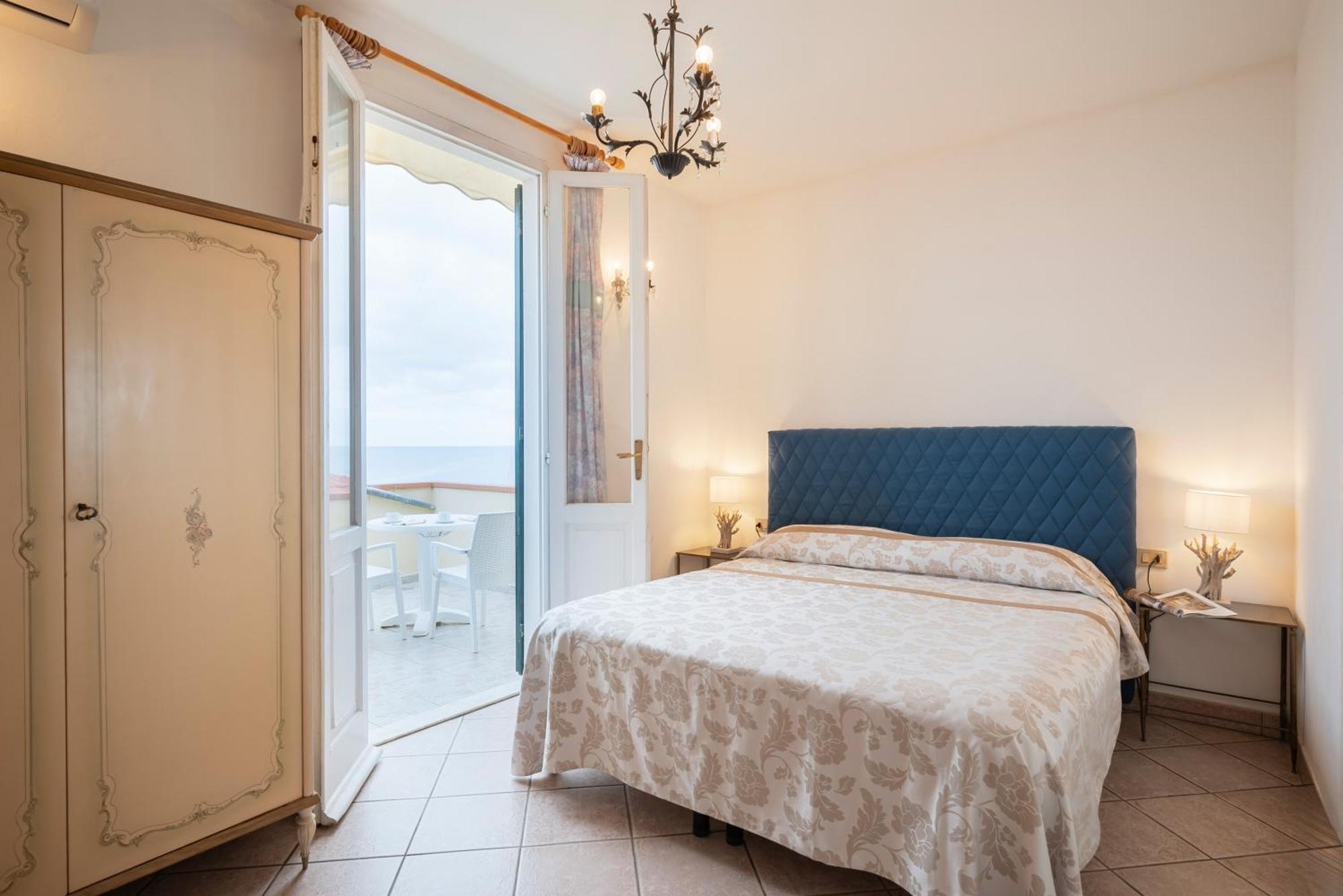 Villa Liberty San Vincenzo Eksteriør bilde